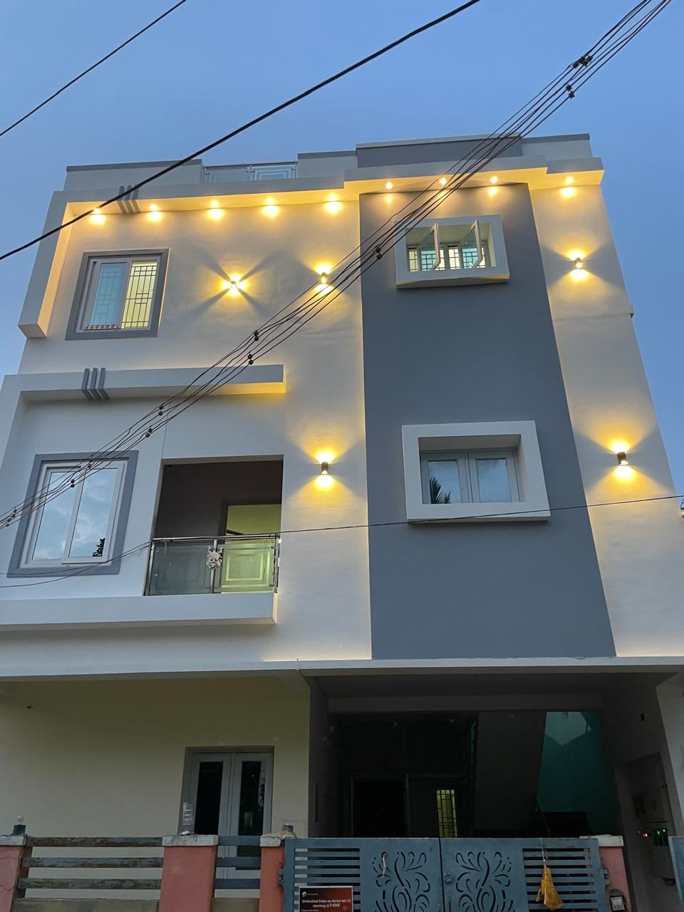 Contemporary 2-Story Family Residence